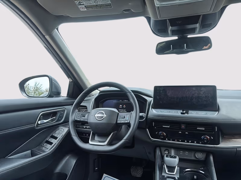 2025 Nissan Rogue Platinum