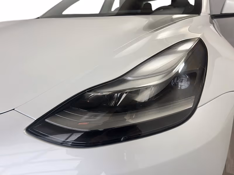 2022 Tesla Model 3 Standard Range