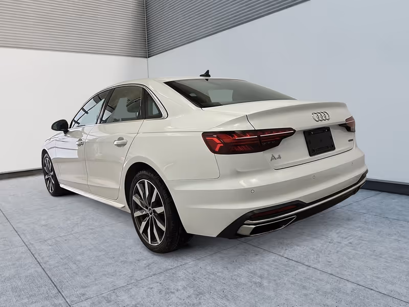 2023 Audi A4 Sedan Komfort