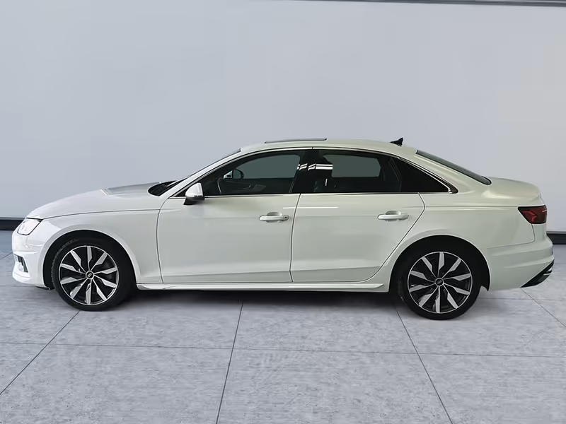 2023 Audi A4 Sedan Komfort