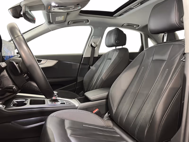 2023 Audi A4 Sedan Komfort