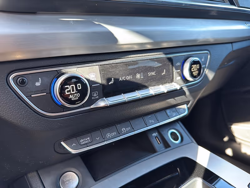 2023 Audi Q5 Technik