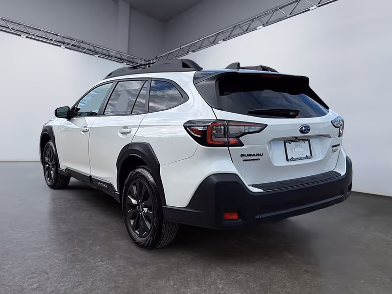2025 Subaru Outback Onyx