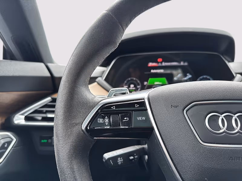 2022 Audi e-tron GT Premium Plus