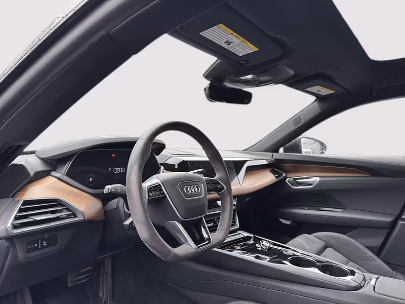 2022 Audi e-tron GT Premium Plus