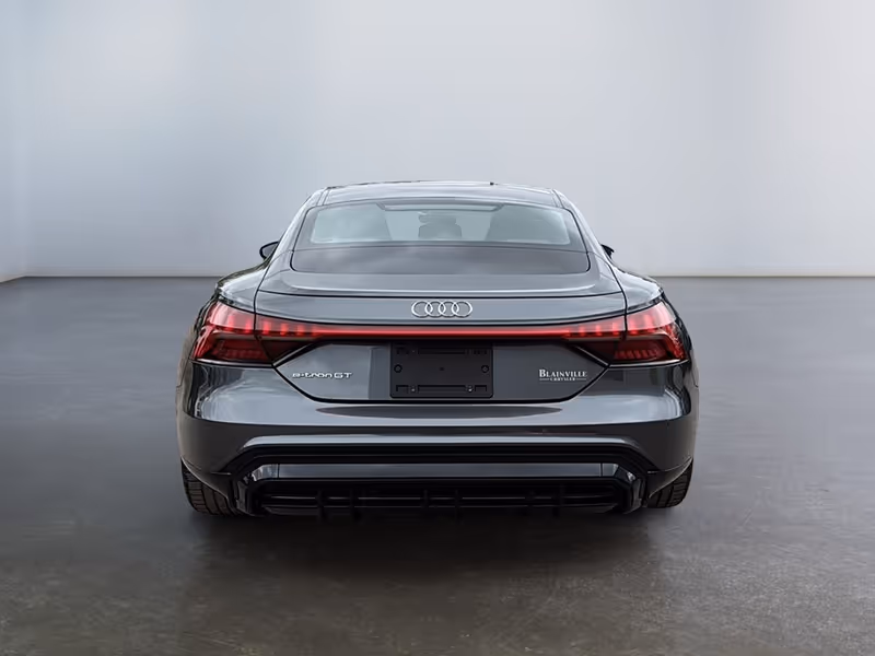 2022 Audi e-tron GT Premium Plus
