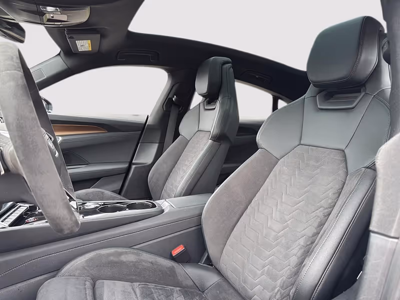 2022 Audi e-tron GT Premium Plus