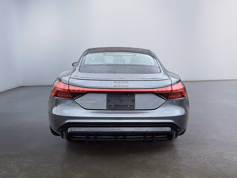 2022 Audi e-tron GT Premium Plus