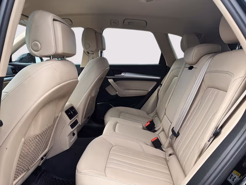 2023 Audi Q5 Komfort