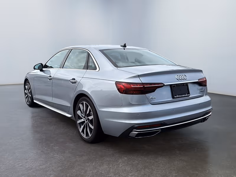 2024 Audi A4 Sedan Komfort
