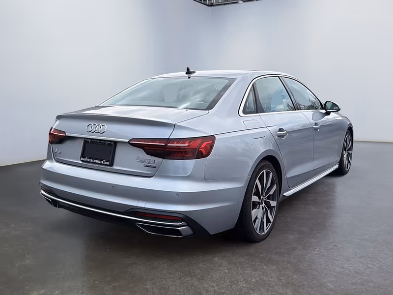 2024 Audi A4 Sedan Komfort