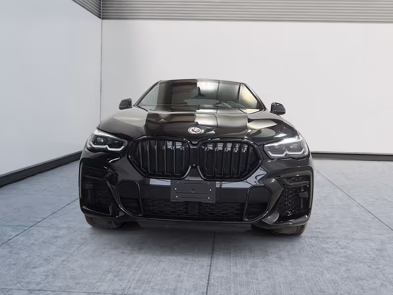2023 BMW X6 M50i