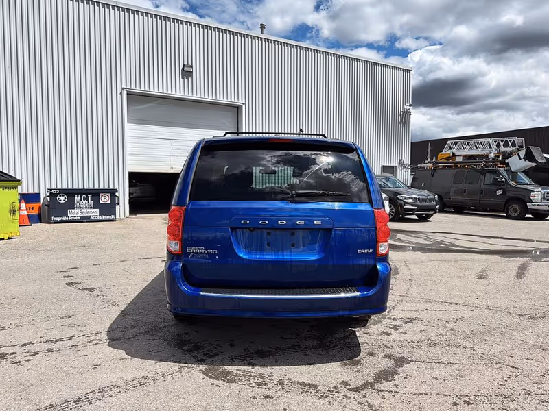 2020 Dodge Grand Caravan Crew Plus