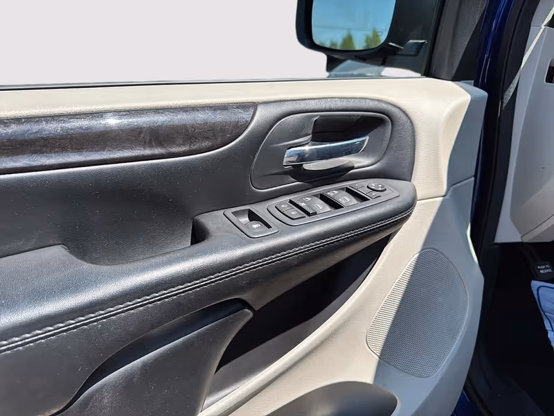2020 Dodge Grand Caravan Crew Plus