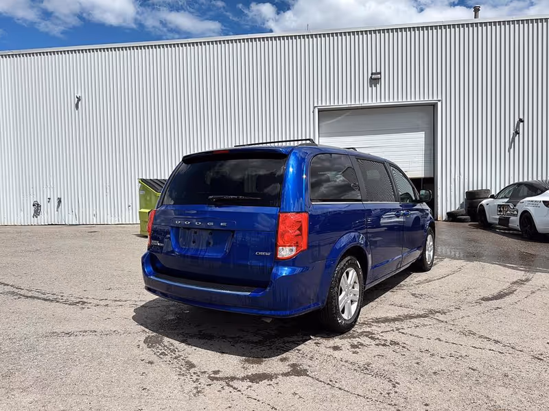 2020 Dodge Grand Caravan Crew Plus