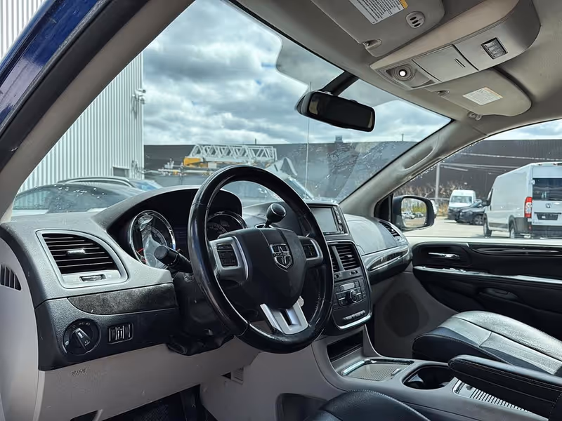 2020 Dodge Grand Caravan Crew Plus