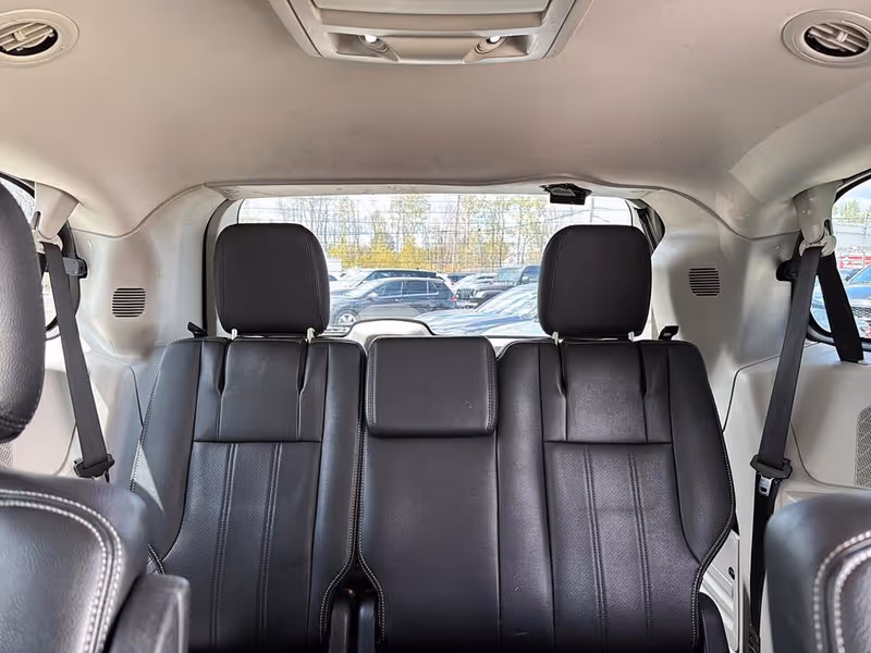 2020 Dodge Grand Caravan Crew Plus