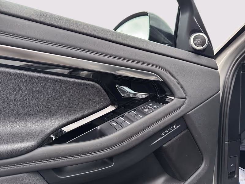 2023 Land Rover Range Rover Evoque R-Dynamic SE