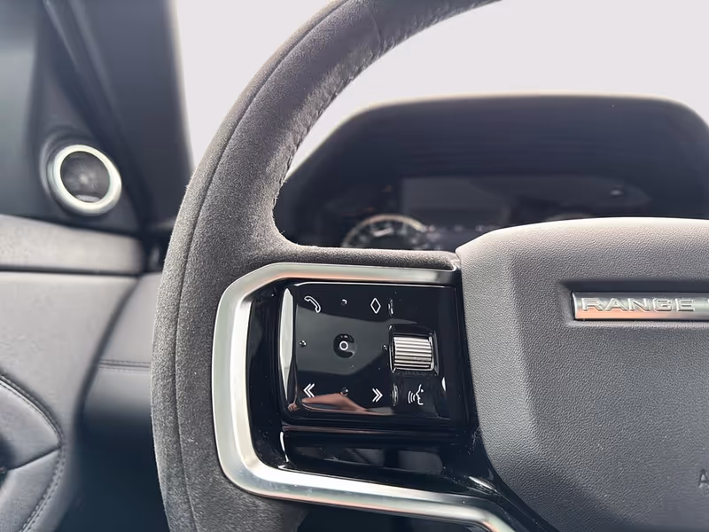2023 Land Rover Range Rover Evoque R-Dynamic SE