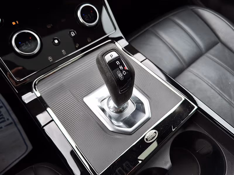 2023 Land Rover Range Rover Evoque R-Dynamic SE