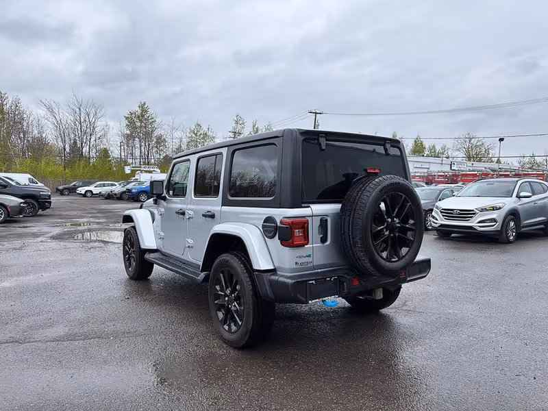2024 Jeep Wrangler 4xe Sahara