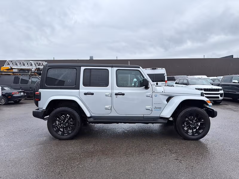 2024 Jeep Wrangler 4xe Sahara