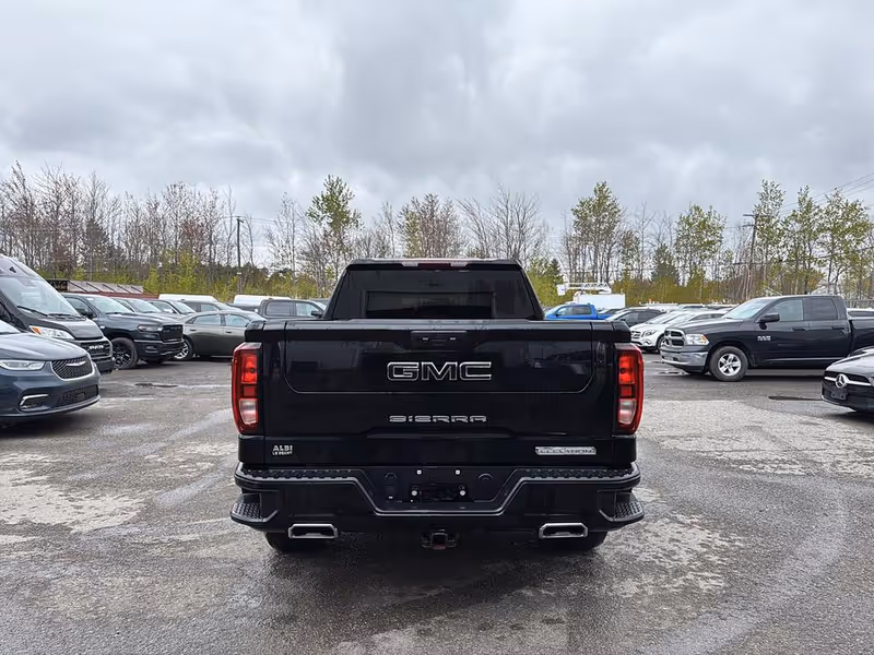 2024 GMC Sierra 1500 Elevation