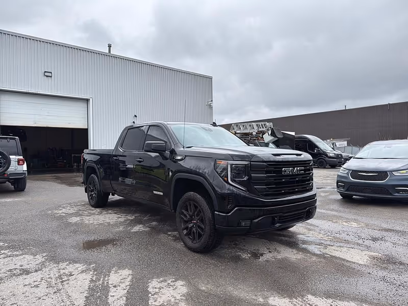2024 GMC Sierra 1500 Elevation