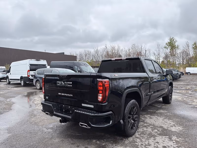 2024 GMC Sierra 1500 Elevation