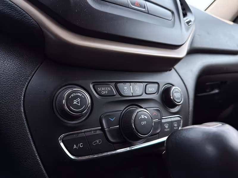 2017 Jeep Cherokee North