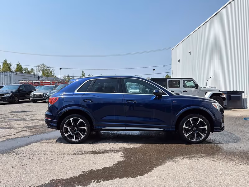 2022 Audi Q3 Technik