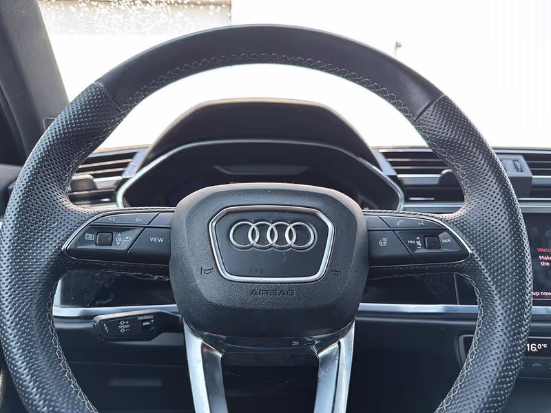 2022 Audi Q3 Technik