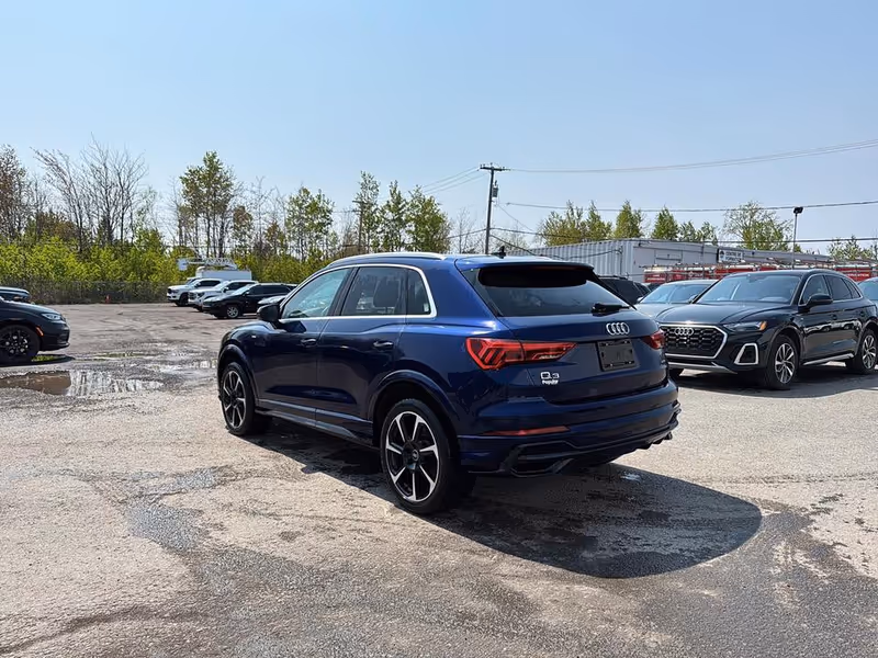 2022 Audi Q3 Technik