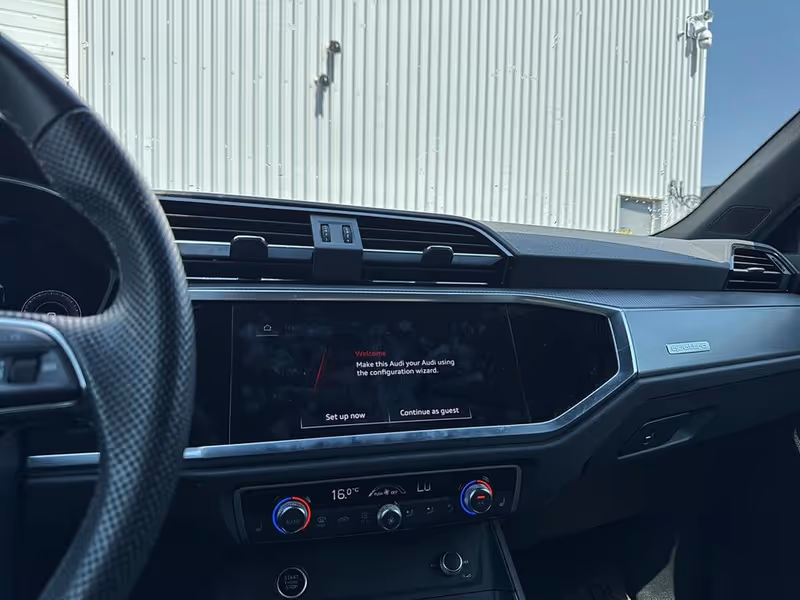 2022 Audi Q3 Technik