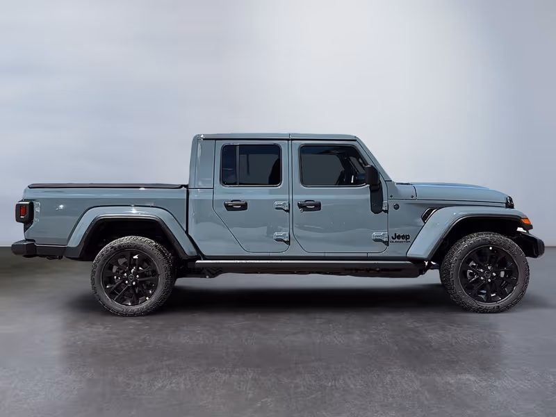2026 Jeep Gladiator NightHawk