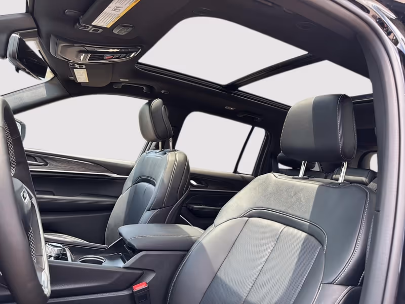 2026 Jeep Grand Cherokee Limited Reserve