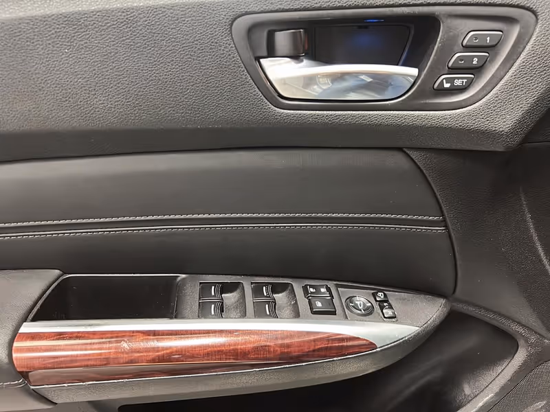 2017 Acura TLX V6 Tech