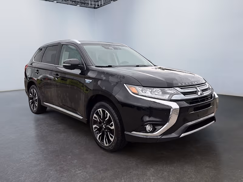 2018 Mitsubishi Outlander PHEV SE