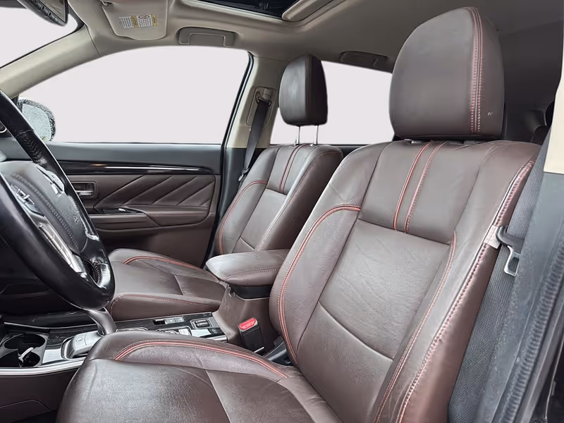 2018 Mitsubishi Outlander PHEV SE