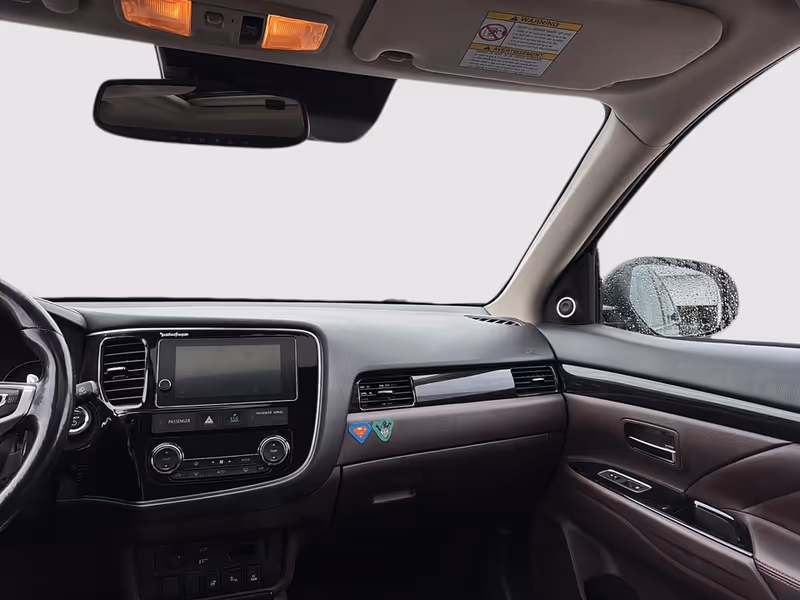 2018 Mitsubishi Outlander PHEV SE