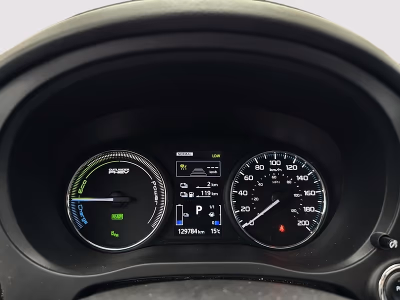 2018 Mitsubishi Outlander PHEV SE