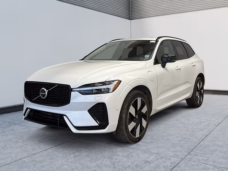 2024 Volvo XC60 Recharge Plus Dark Theme