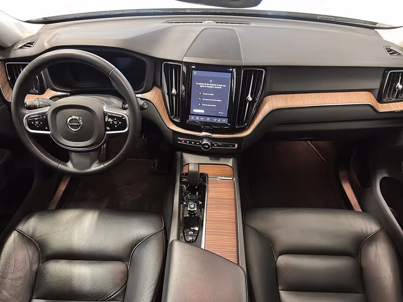 2024 Volvo XC60 Recharge Plus Dark Theme