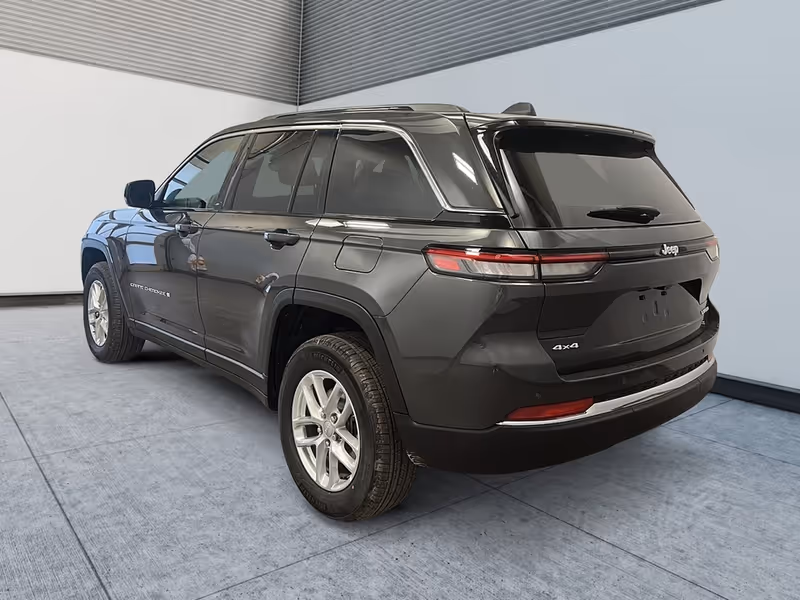 2026 Jeep Grand Cherokee Laredo X