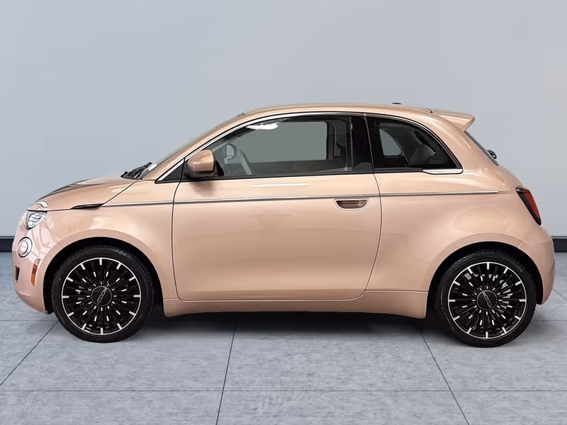 2026 FIAT 500e Icona