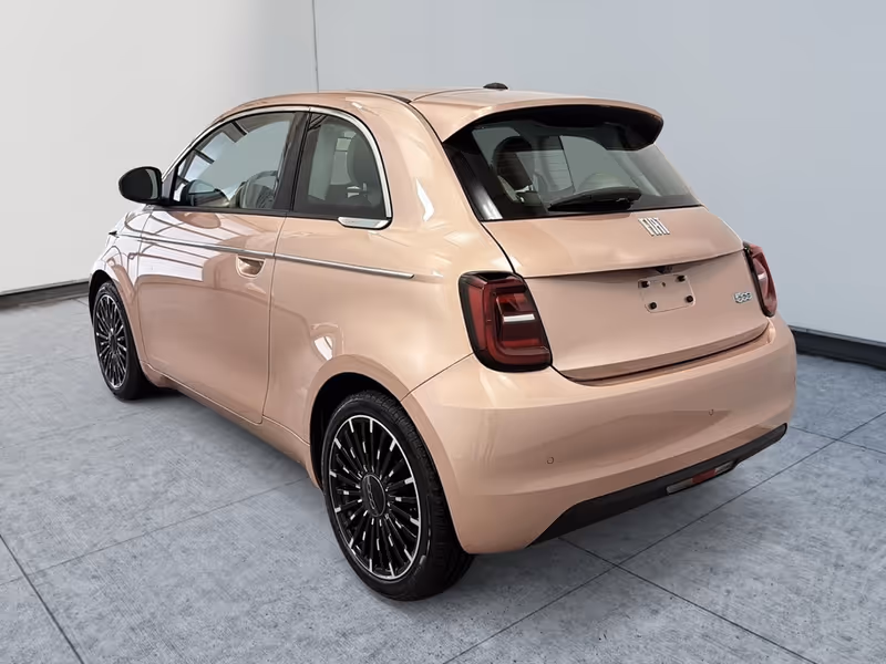 2026 FIAT 500e Icona
