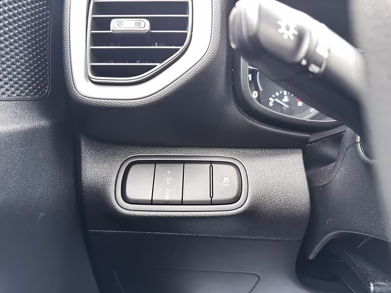 2020 Hyundai Venue Essential