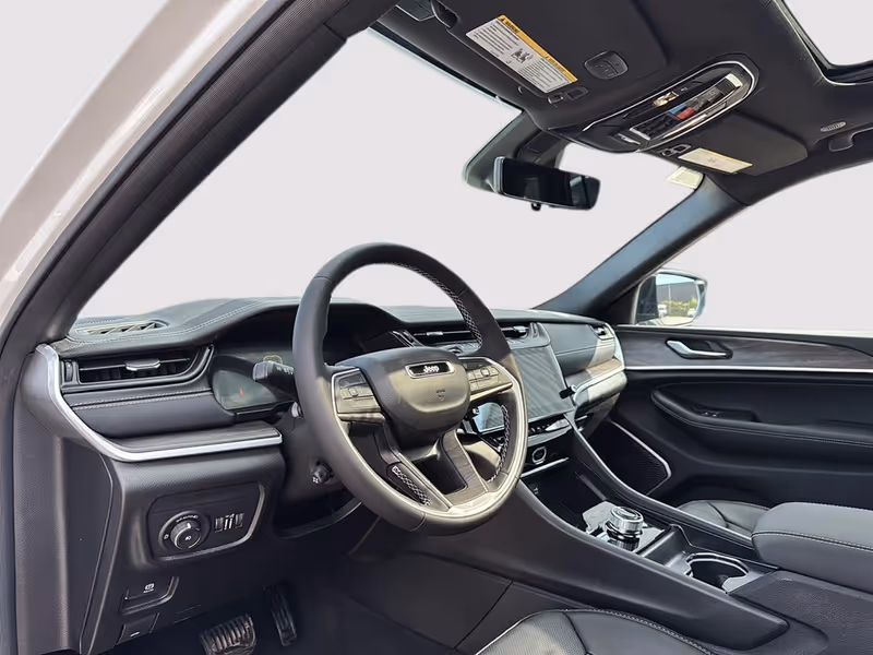 2026 Jeep Grand Cherokee Limited Reserve