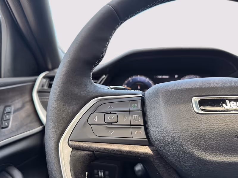 2026 Jeep Grand Cherokee Limited Reserve