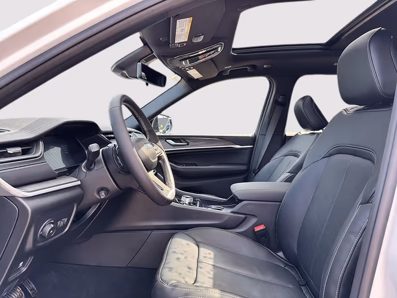 2026 Jeep Grand Cherokee Limited Reserve